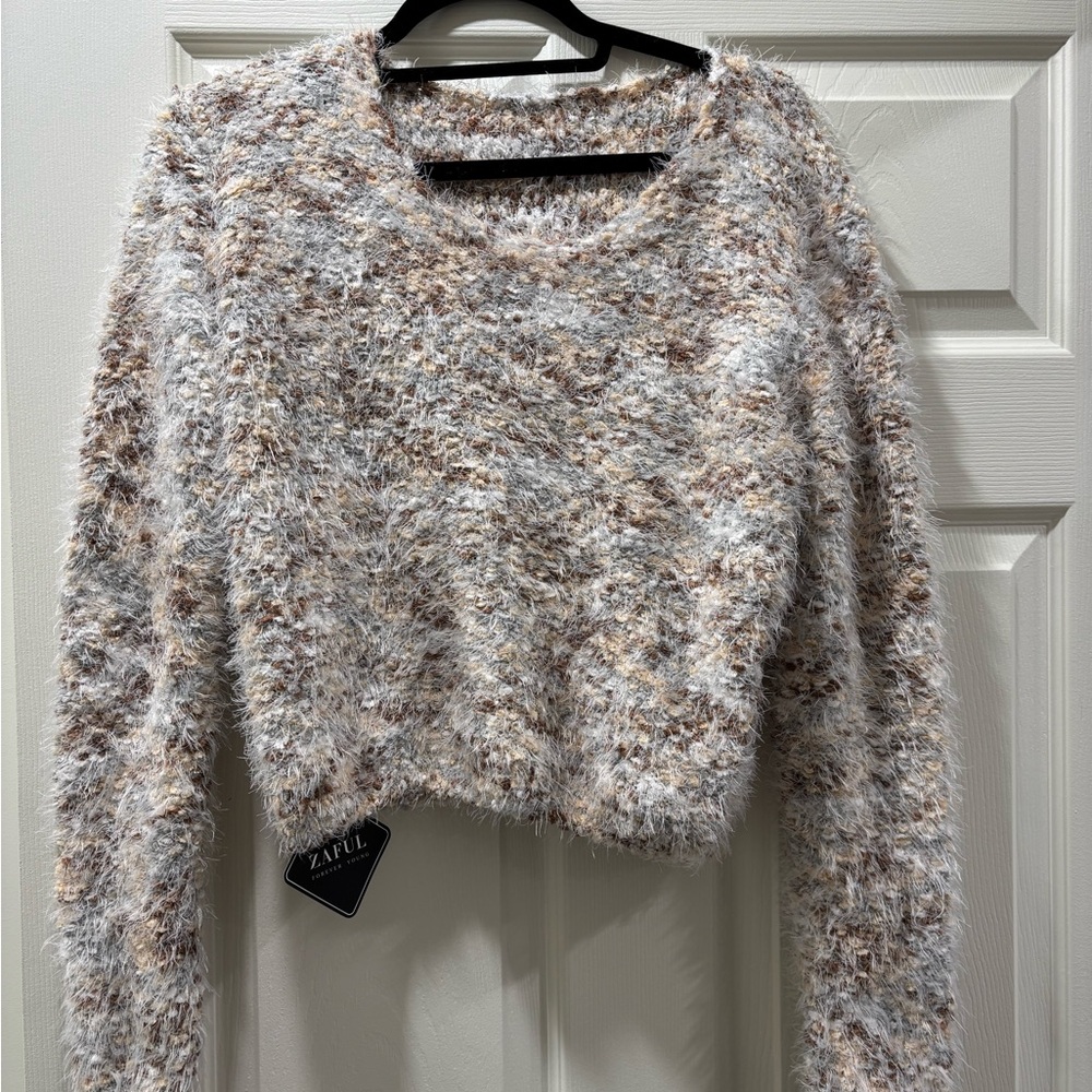 ZAFUL Women's Fuzzy Sweater - Cream and Brown